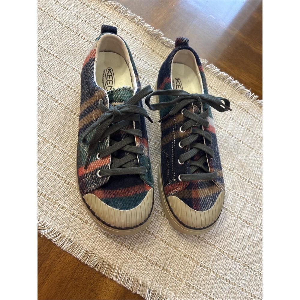 KEEN Forest Night Elsa WOOL FLEECE Plaid Sneakers 1017967 Women's US 9